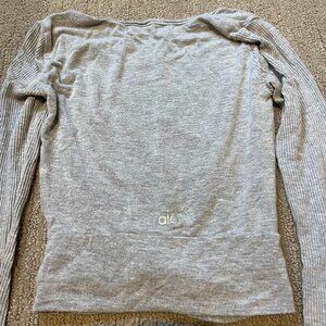 Alo Yoga criss-cross longsleeve